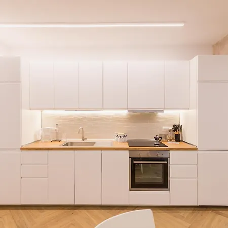 Apartment Dado