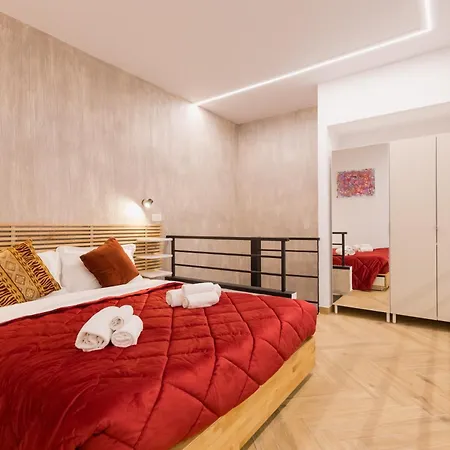 Dado Apartman Nápoly
